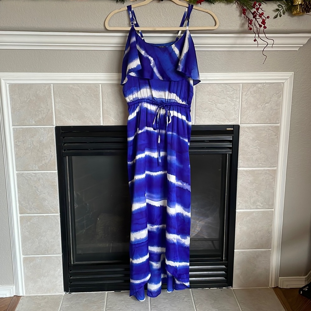 EXPRESS spaghetti straps maxi dress. Size S